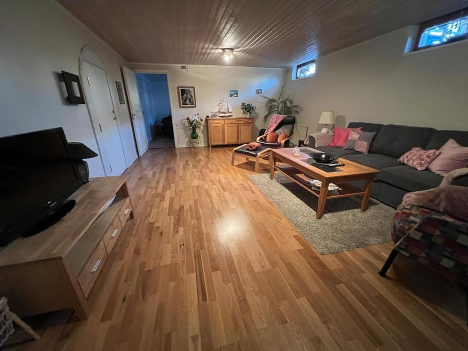 Egen lägenhet i villa - Åby centrum Apartment in Sweden