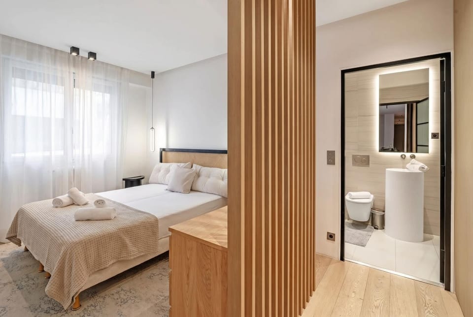 Beautiful flat Arc de Triomphe Apartment in Paris