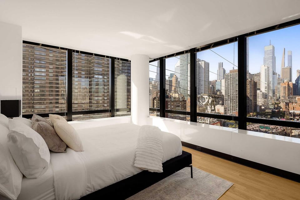 Bed, Bedroom, City view