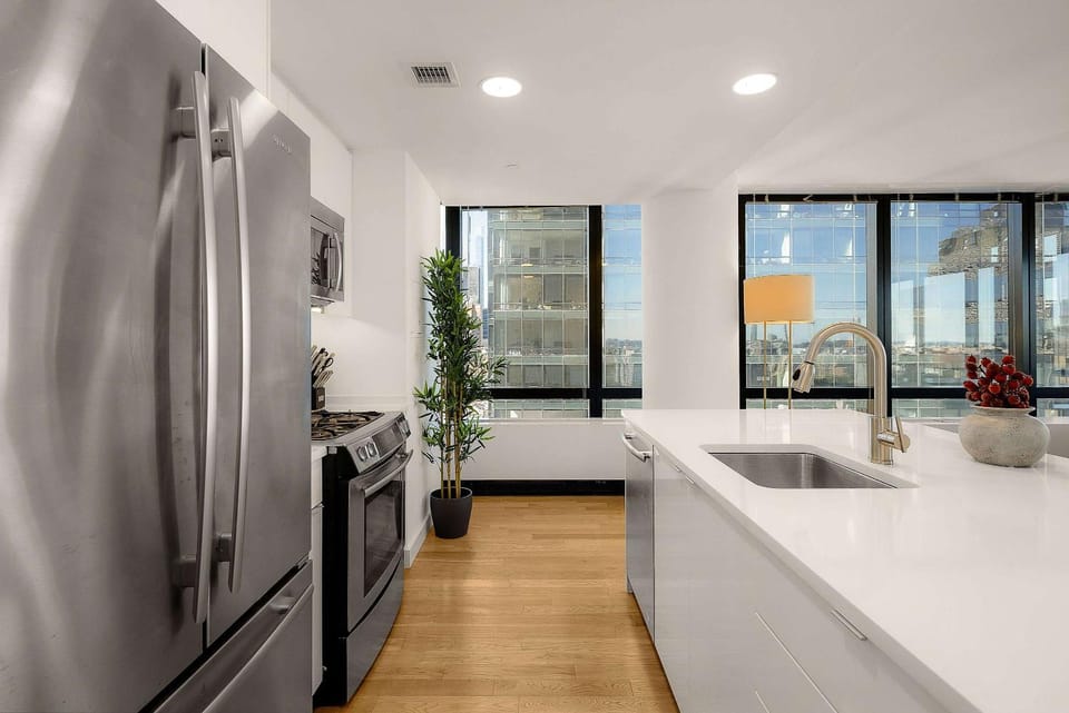 Kitchen or kitchenette, oven, stove