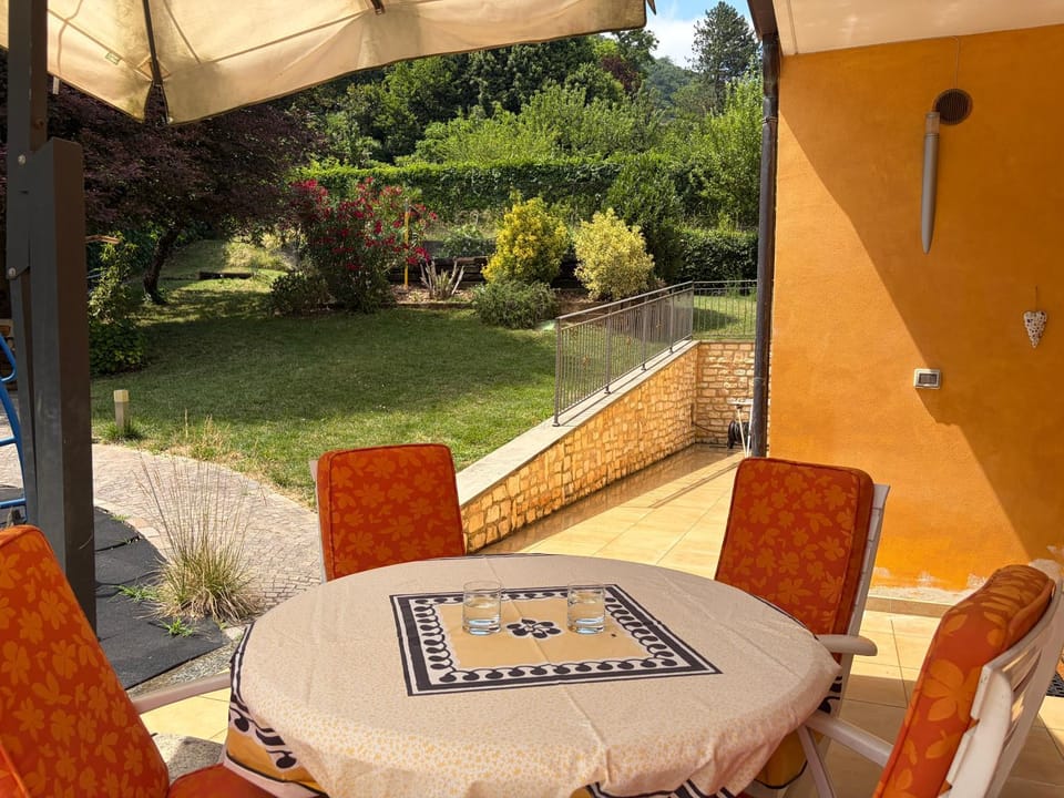 Inner courtyard view