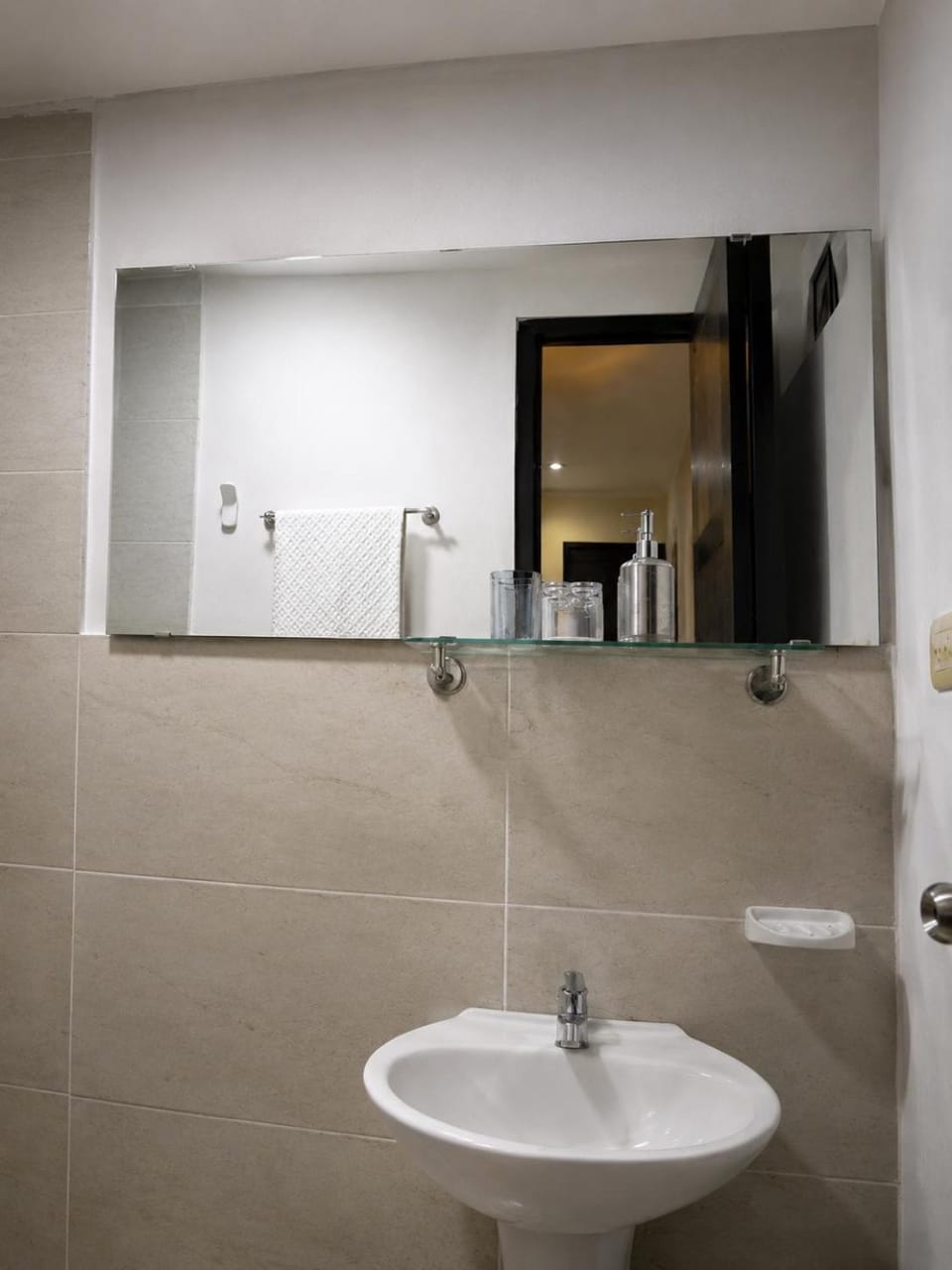 Shower, Bathroom, flat iron, towels