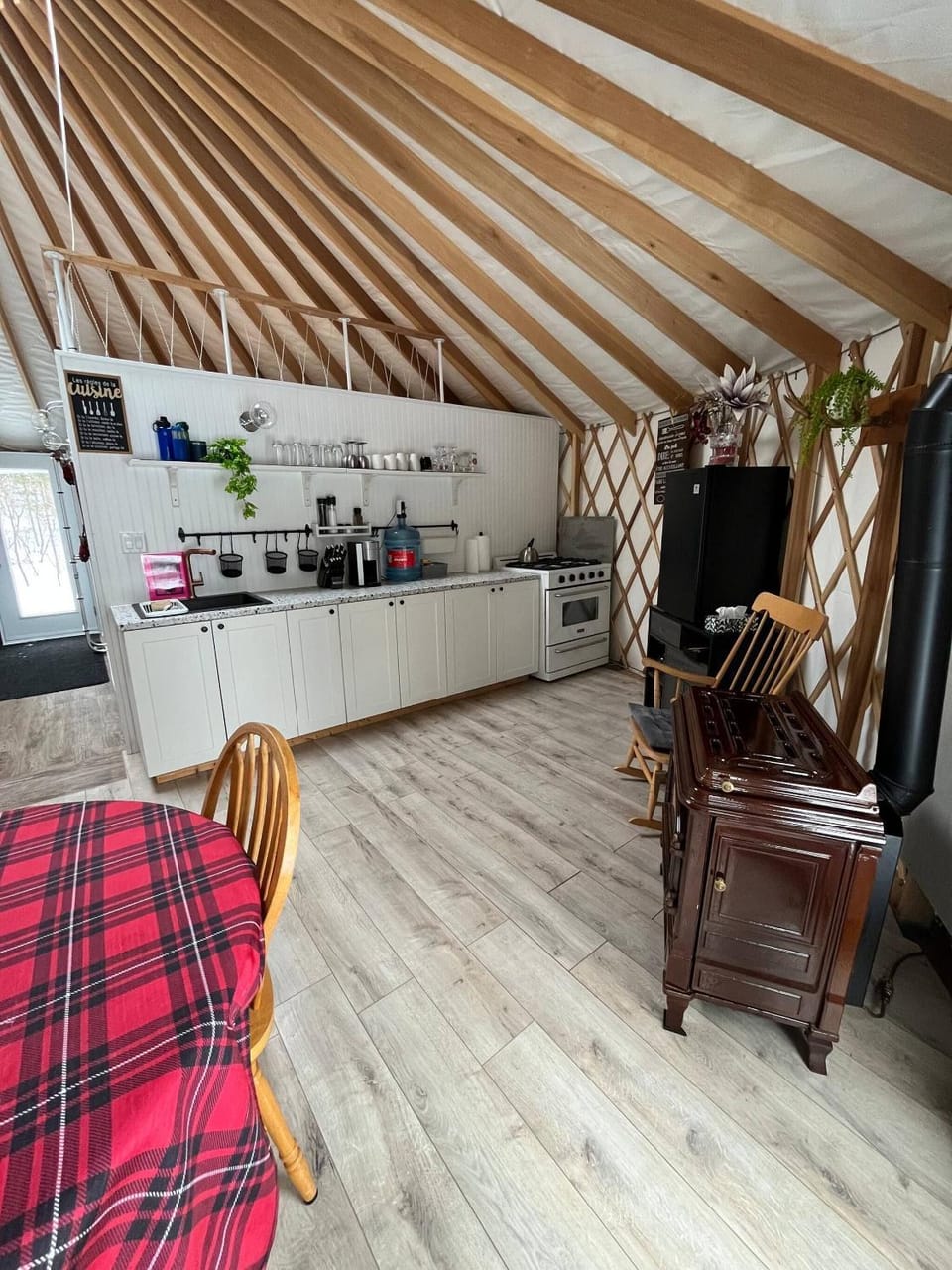 Havre du Lac Montagnais House in Quebec