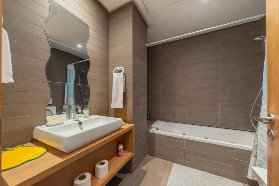 Sea View Apartment at Mall Anfaplace Apartment in Casablanca
