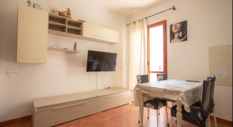 Communal lounge/ TV room, TV and multimedia, Kitchen or kitchenette