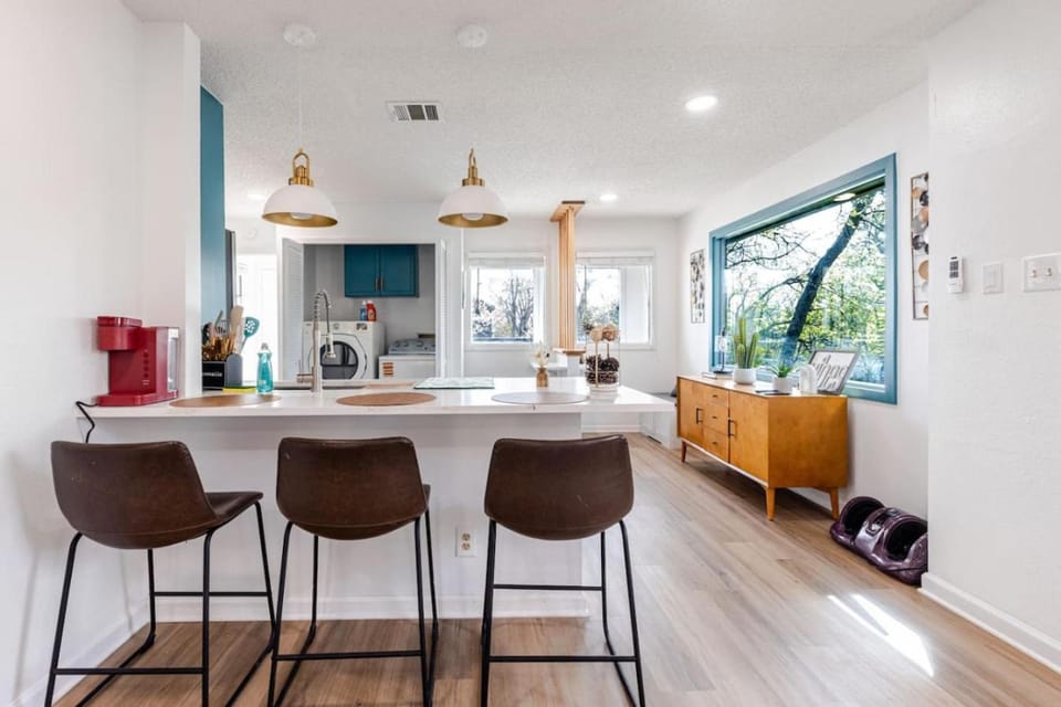 Renovated Brentwood Home House in Austin