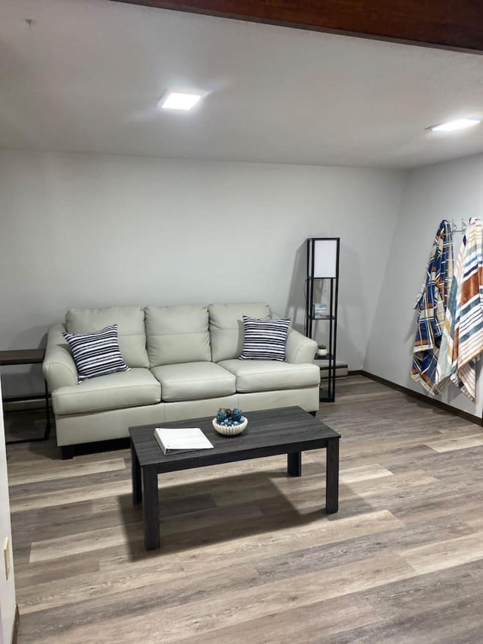 Riverfront - Cozy Loft Cottage House in Zanesville