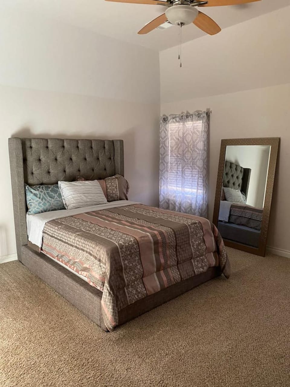 Cozy 3 Bed Home in Gated Community House in Oklahoma City