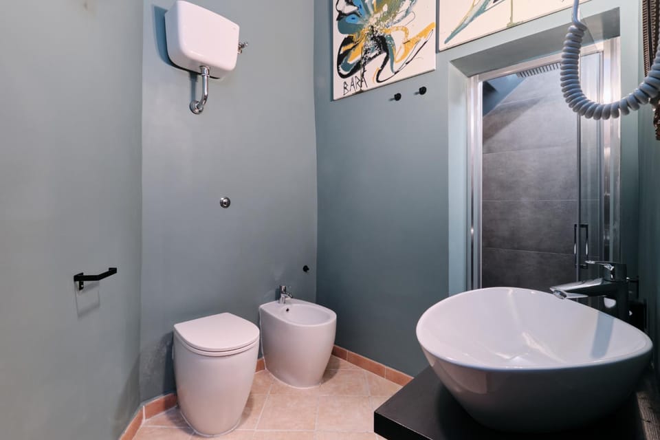 Shower, Toilet, Bathroom