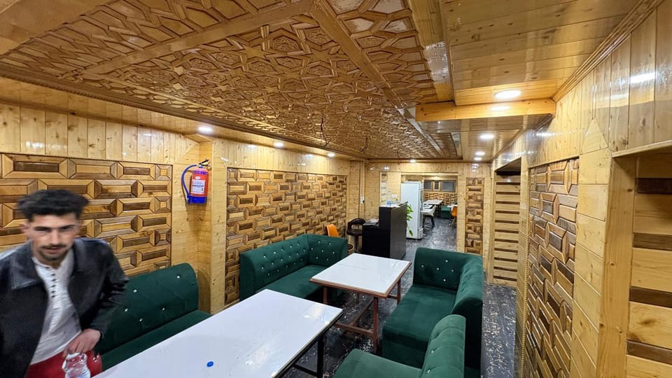 Shahi Darbar Guest House & Restaurant Hotel in Punjab