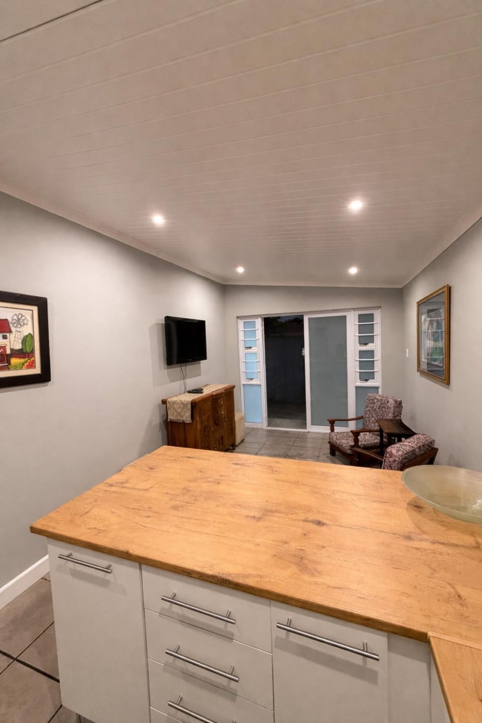 Bay Breeze Retreat Apartment in Port Elizabeth