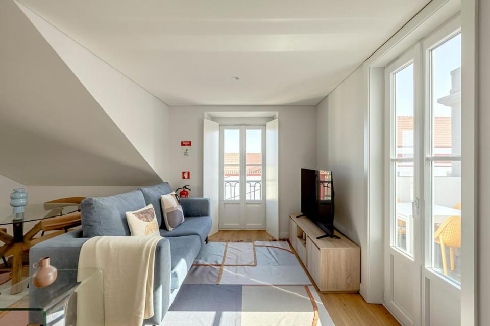 Casablanca 2BR Horizon Apartment in Setubal District