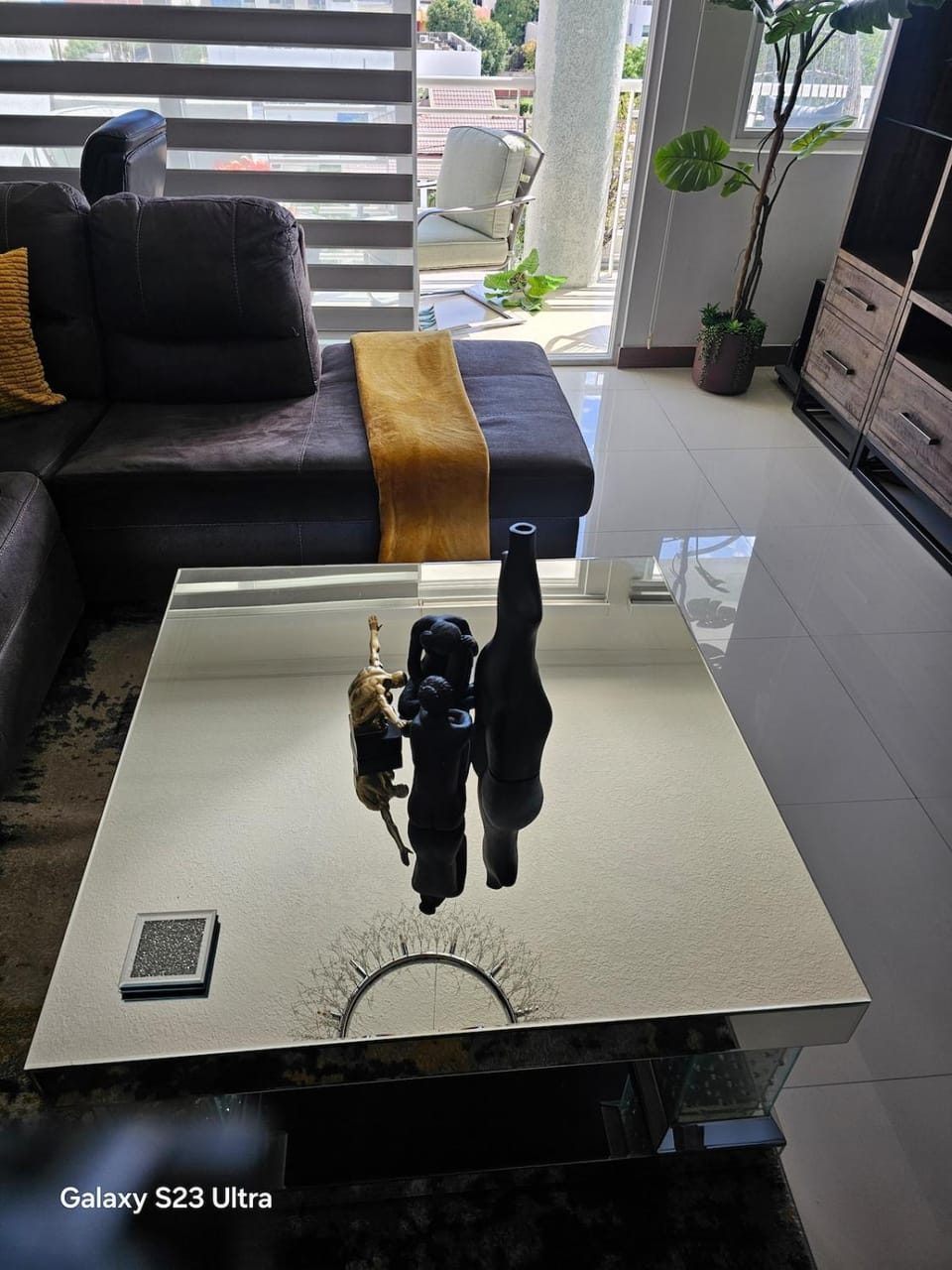 Luxury Apt New Kingston 24 hrs Security Pool Apartment in Kingston