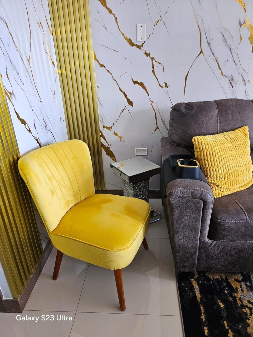 Luxury Apt New Kingston 24 hrs Security Pool Apartment in Kingston