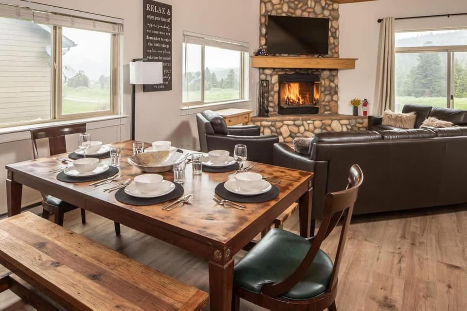Modern Big Sky Adventure Pad House in Big Sky