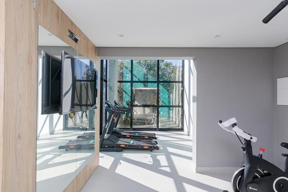 Apartamento 202 - New England · Studio com A/C, Piscina, Academia & Pet Friendly Apartment in Curitiba