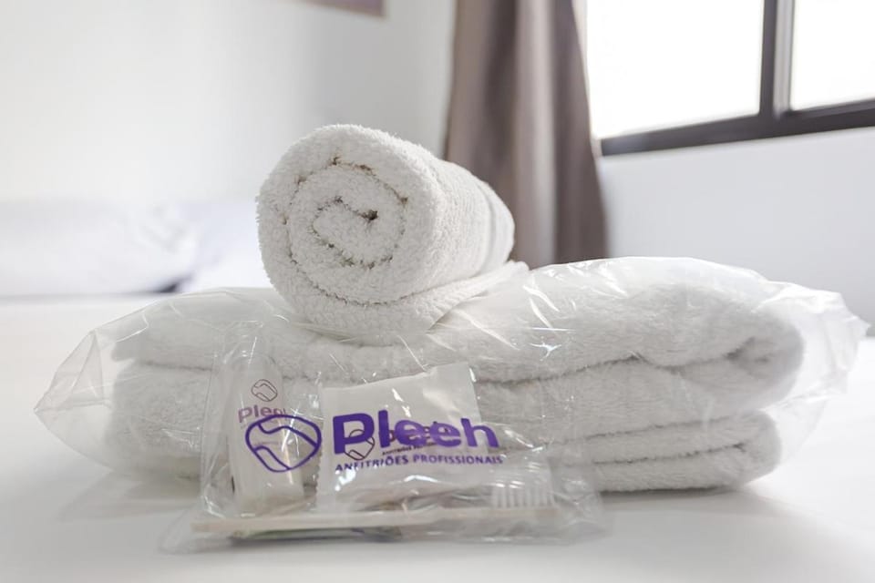 Apartamento 202 - New England · Studio com A/C, Piscina, Academia & Pet Friendly Apartment in Curitiba