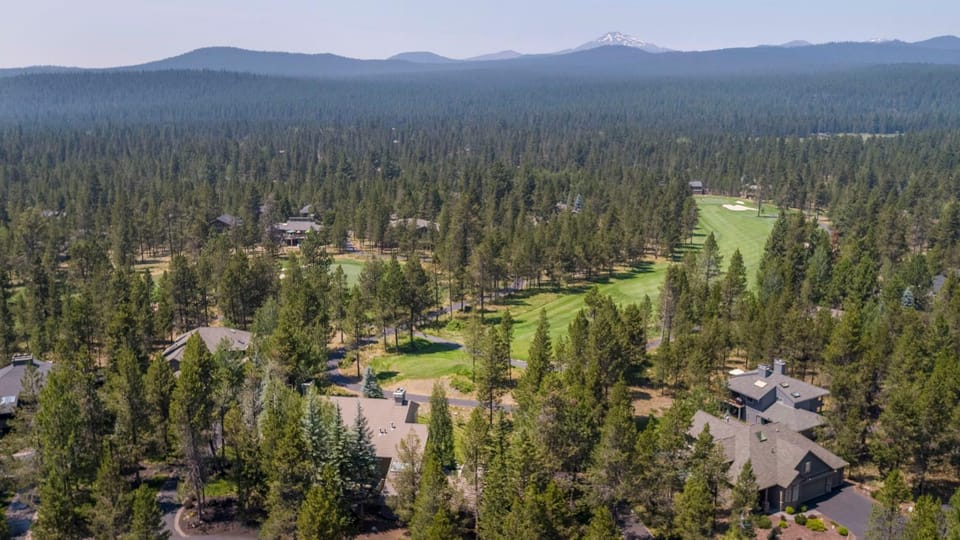 26 Cottonwood Lane House in Sunriver
