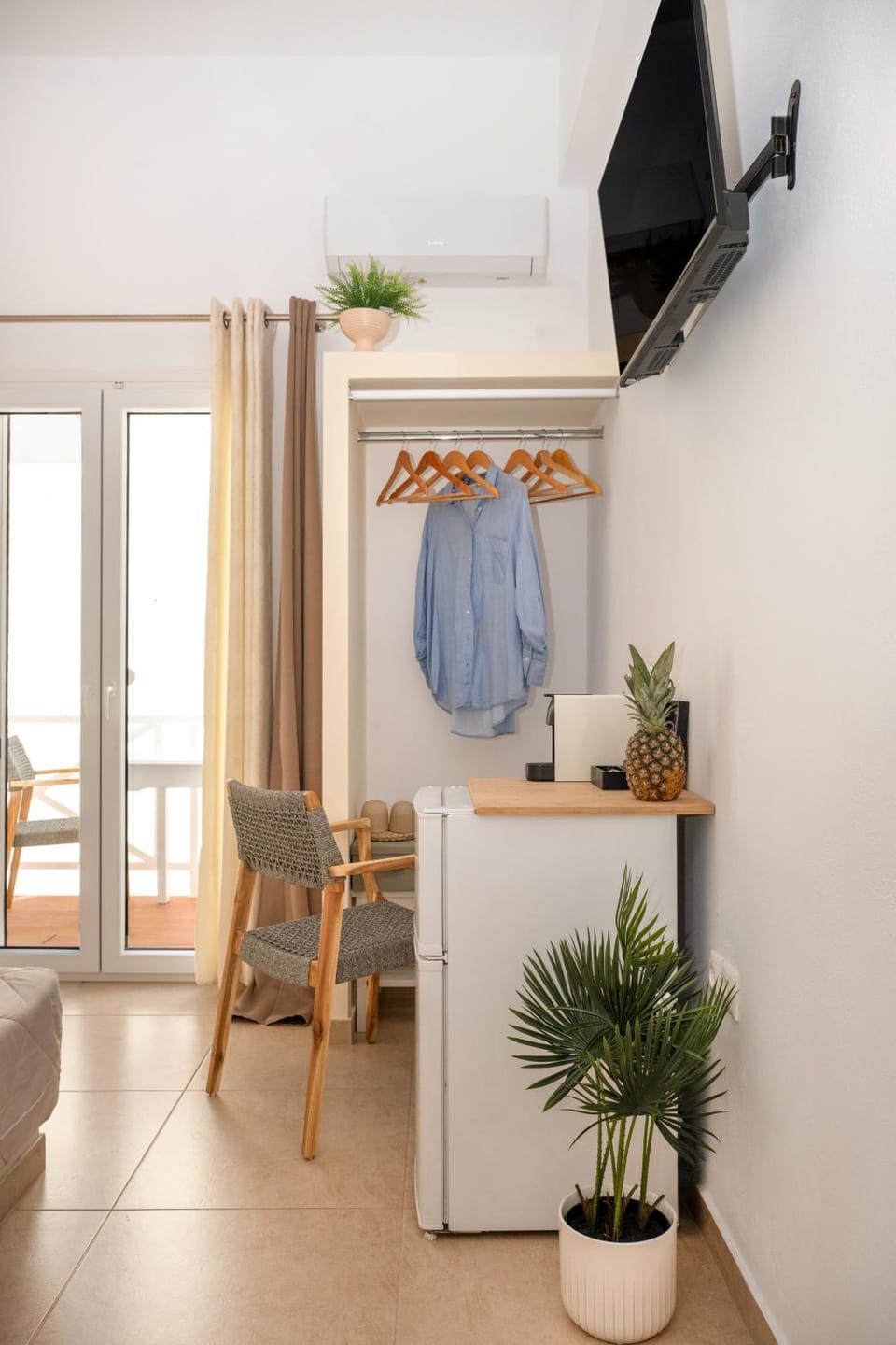 Rodiá Suite Apartment in Naousa