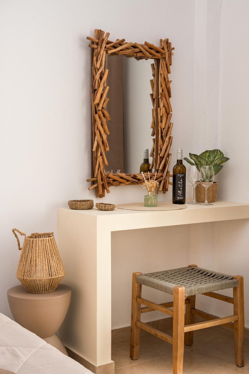 Rodiá Suite Apartment in Naousa