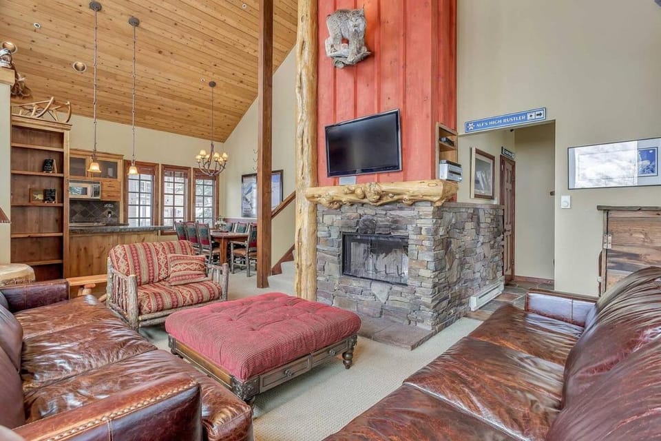 High End Alta Townhouse with Hot Tub House in Alta