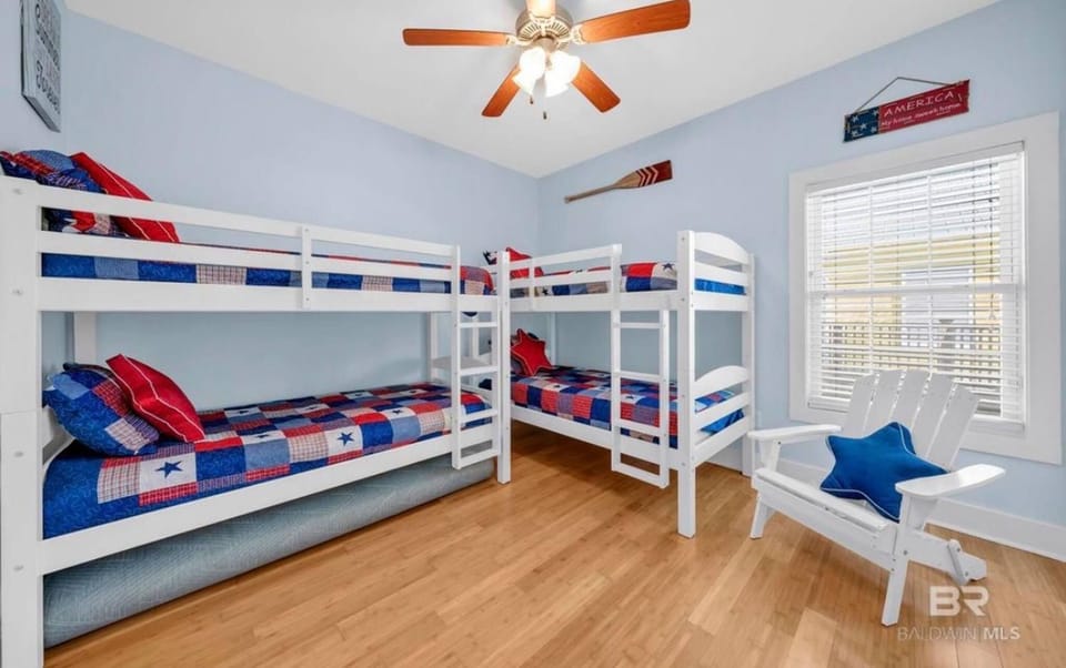 7018 Rookery 3 New Listing 2 pools 1 min to Beach House in Alabama
