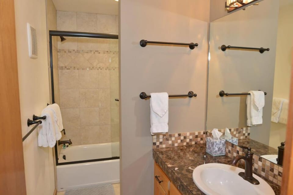 24 Wildflower Apartment in Sunriver
