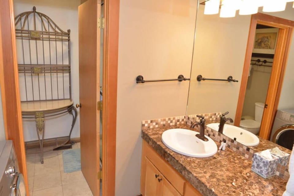 24 Wildflower Apartment in Sunriver