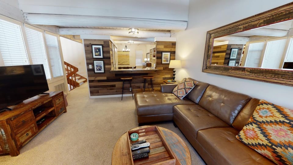 22 Wildflower Apartment in Sunriver