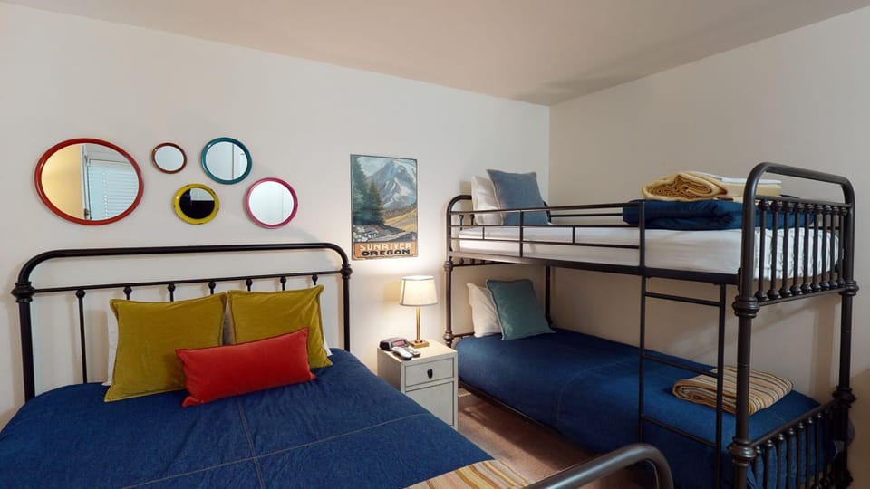 22 Wildflower Apartment in Sunriver