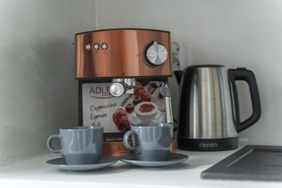 Coffee/tea facilities, Kitchen or kitchenette