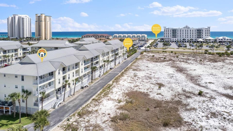 Gulf Island Condominiums #434 House in Pensacola Beach