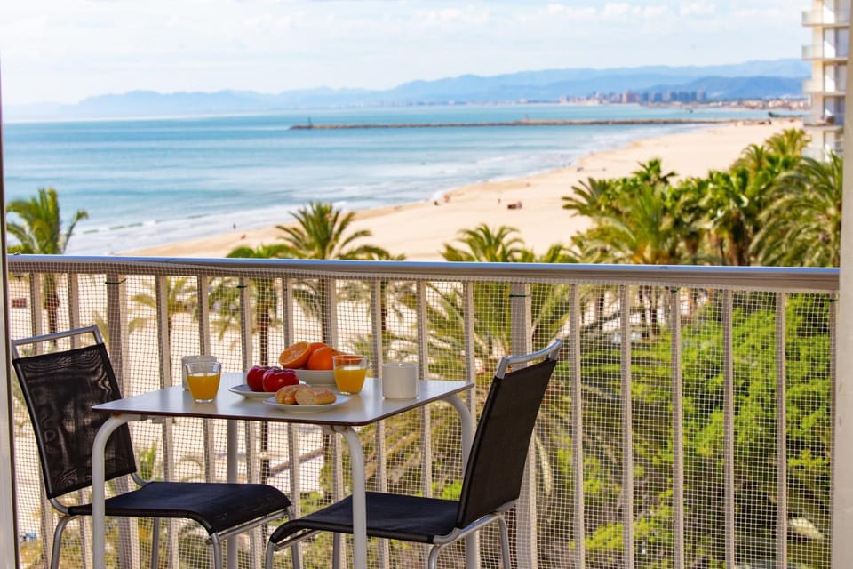 Balcony/Terrace, River view