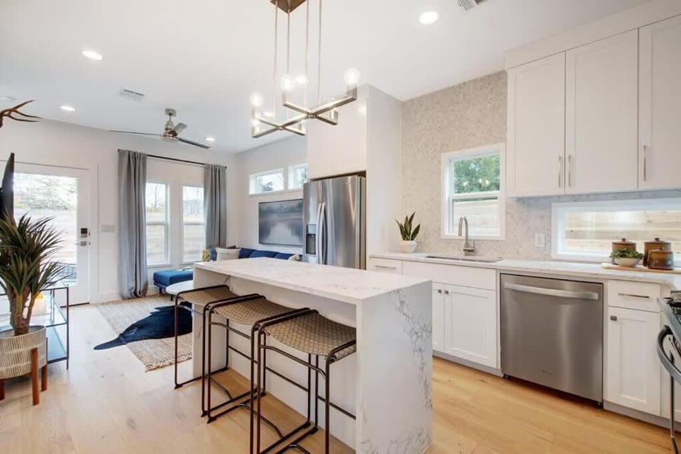 Modern New Construction with Hot Tub House in Austin