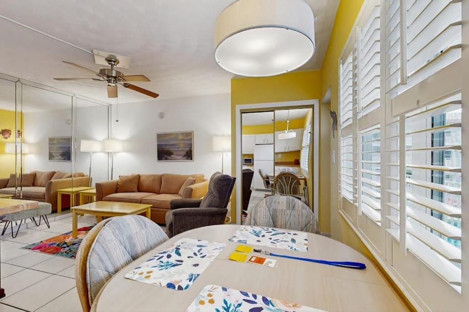 Buccaneer Hideaway Apartment in Deerfield Beach