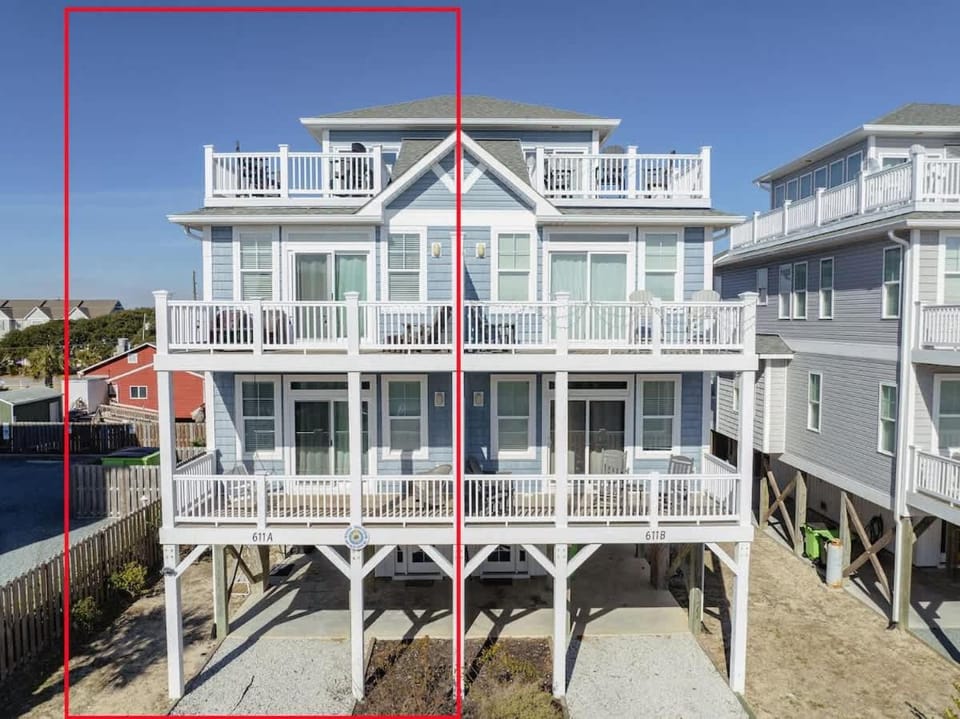 Sandy Bottoms by Carolina Getaway with Ocean Views House in Surf City