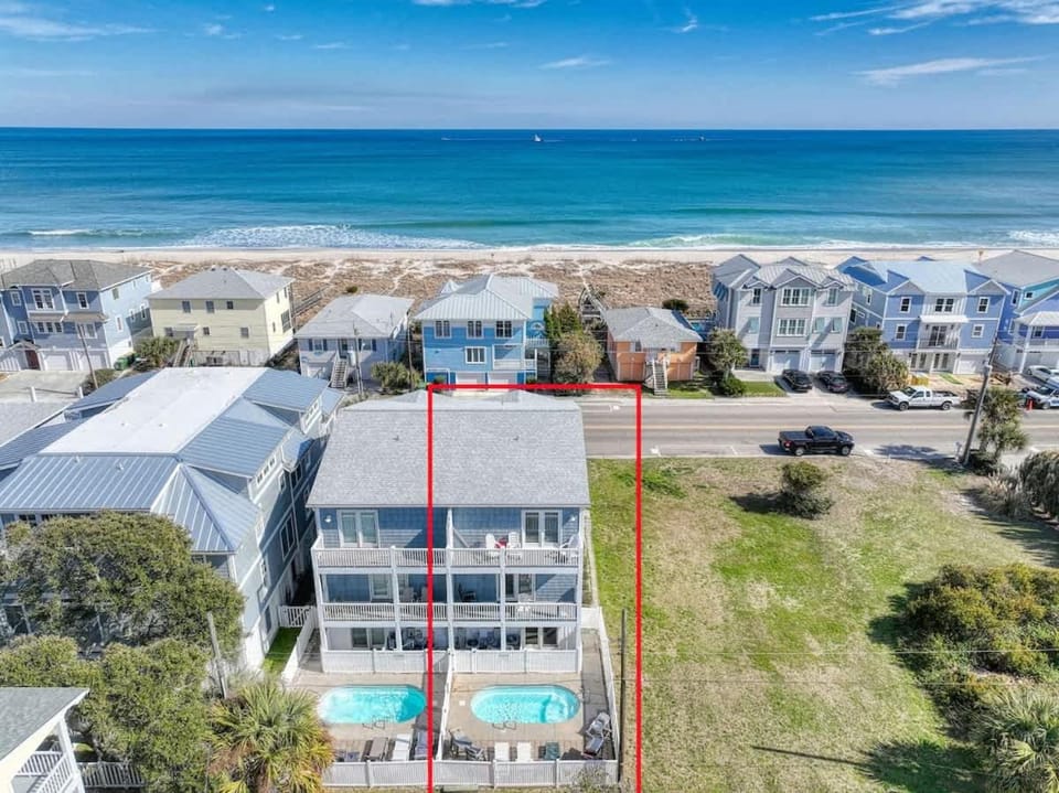 Sun Sprinkles by Carolina Getaway with Private Pool House in Kure Beach