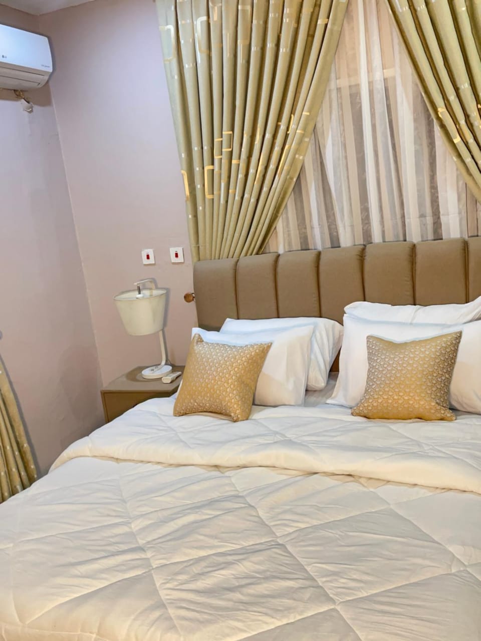Une Luxury homes Apartment in Abuja