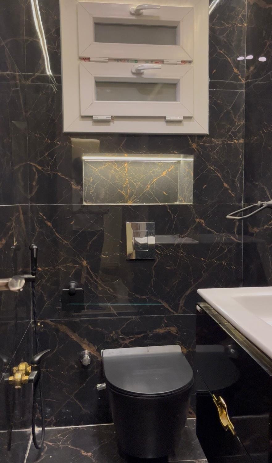 Luxury Apt Zamalek Prime Location & Quiet Apartment in Cairo