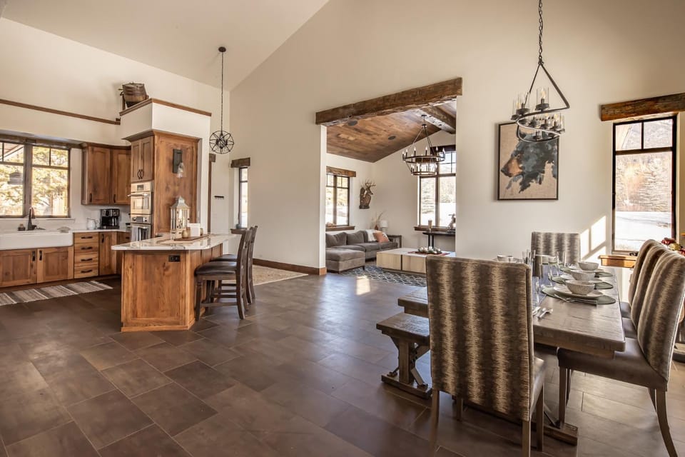 Day, Kitchen or kitchenette, Living room, Seating area, Dining area, furniture
