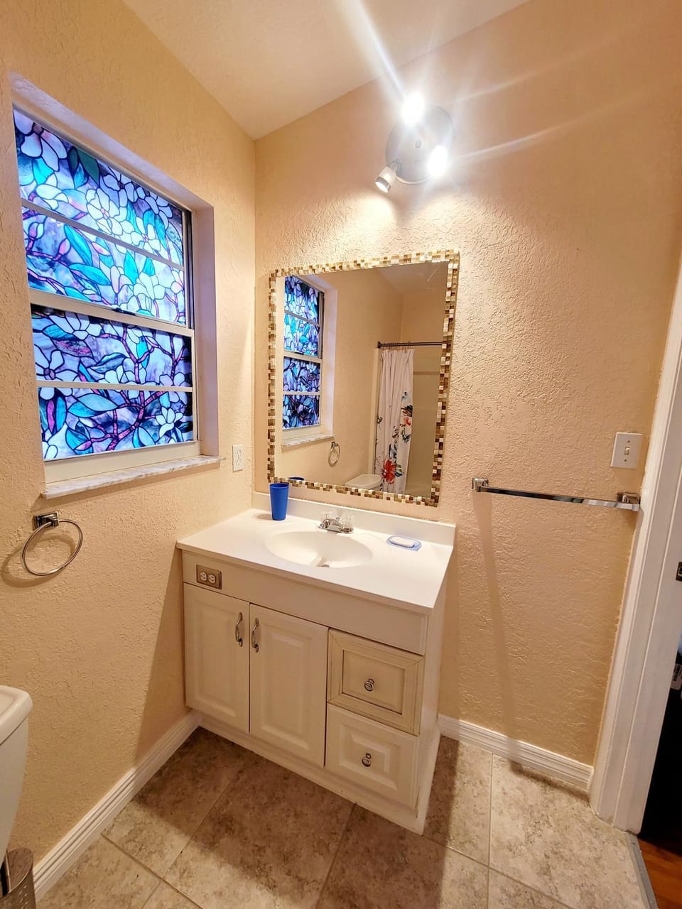 Bright, cozy studio in the middle of Sarasota Vacation rental in Sarasota