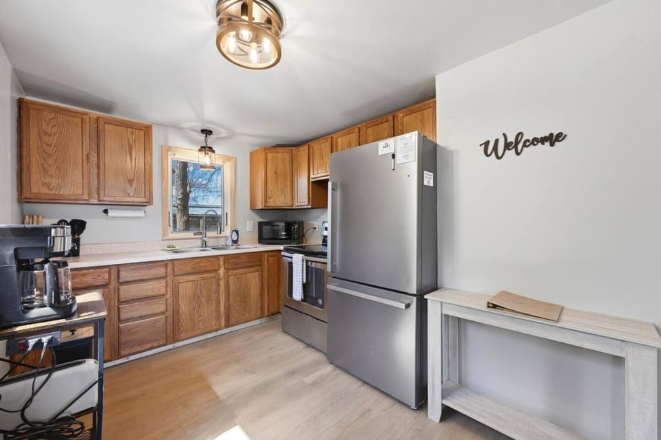 Kitchen or kitchenette, oven, stove, toaster