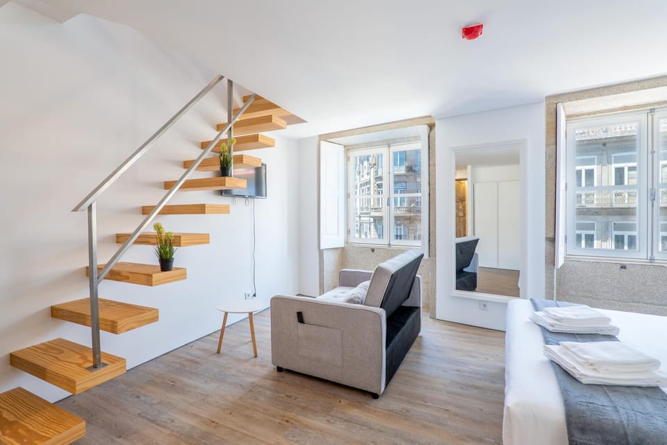 Clérigos Blue Tiles by Destiny Houses Apartment in Porto