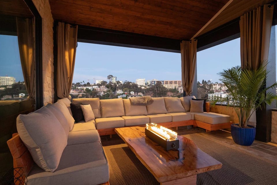 Luxury Villa w Ocean & Downtown Views House in San Diego