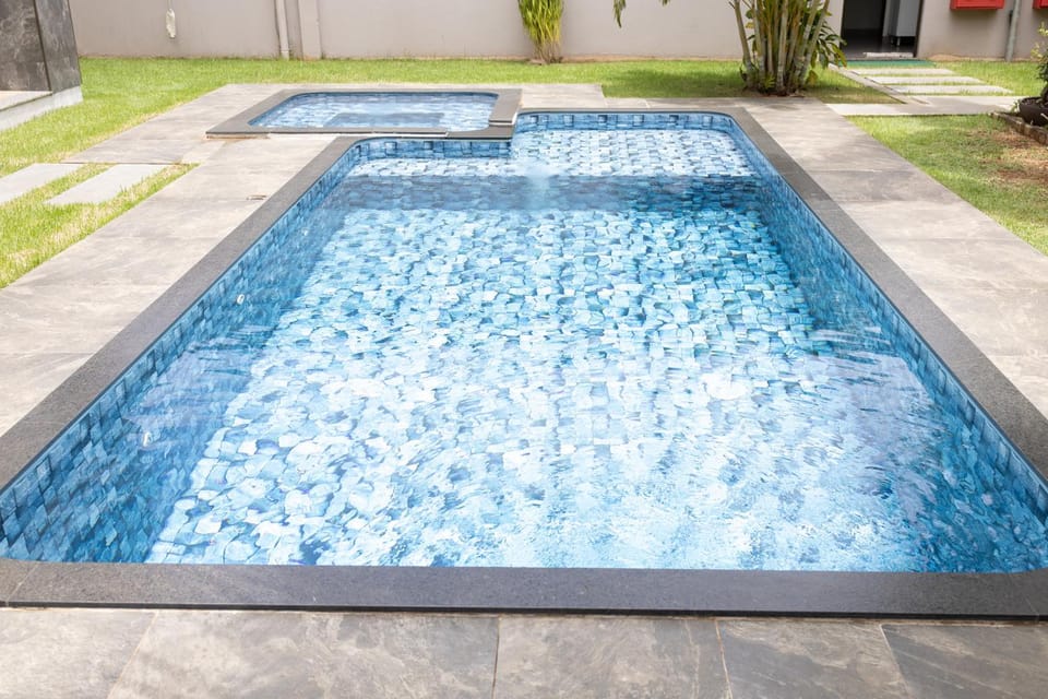 Pool view, Swimming pool