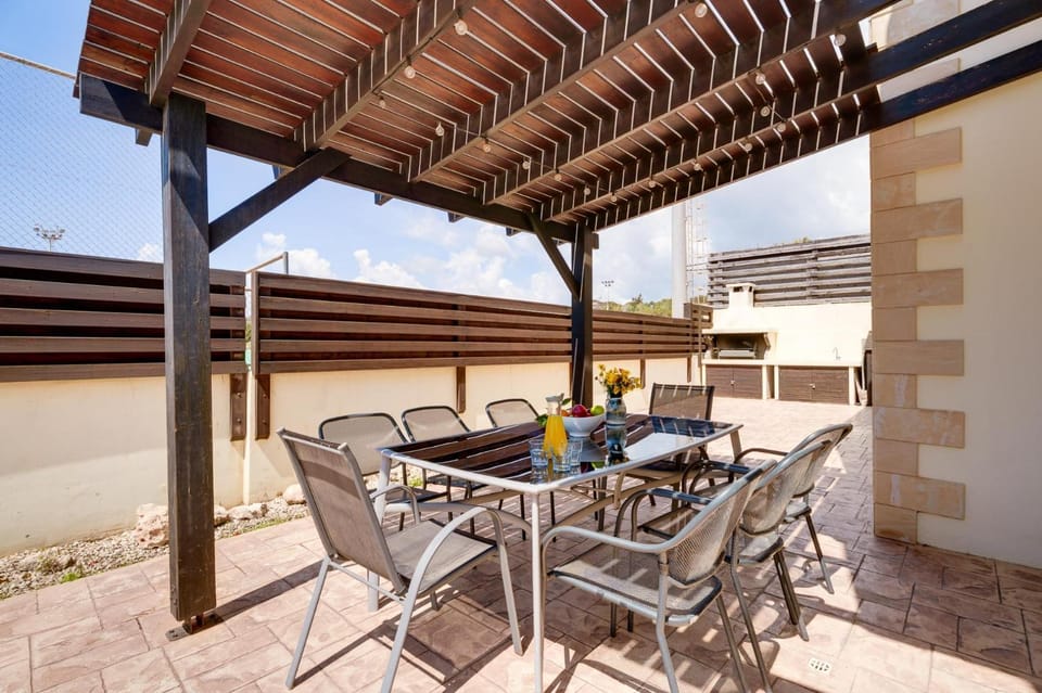Villa Tia by Ezoria Villas Villa in Ayia Napa