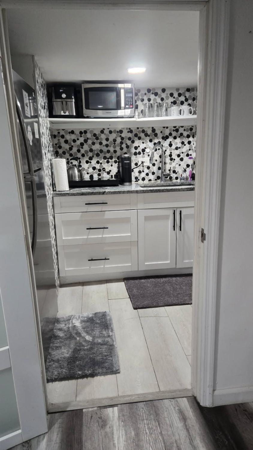 Amazing Stay Rental Apt Apartment in West Park