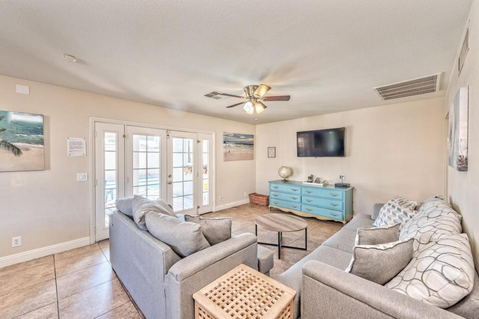 Lovely home -4 miles from the strip House in Las Vegas