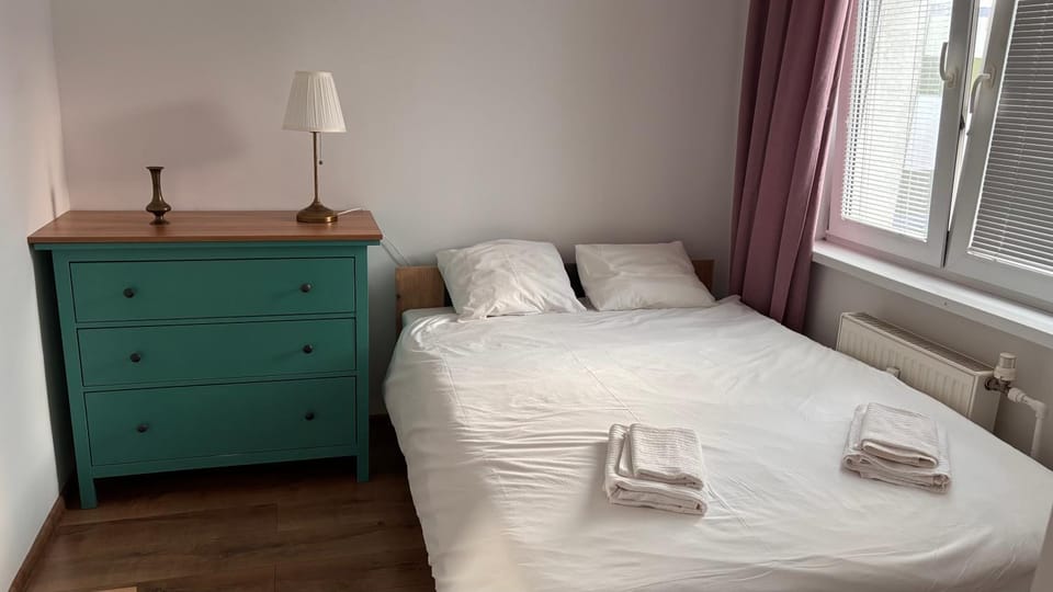 Elegant Escape apartment V - free parking, easy access to City Center Apartment in Bratislava