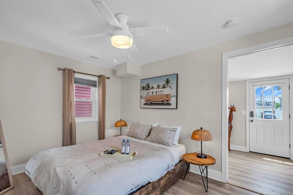 Washer/Dryer | Fast WIFI | Linen+Towels | Backyard House in Seaside Heights